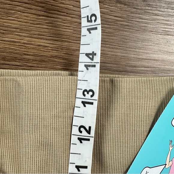 Love Your Assets Sara Blakey Shapewear Large Beige High Waist Shorts Spanx NWT - Picture 10 of 11